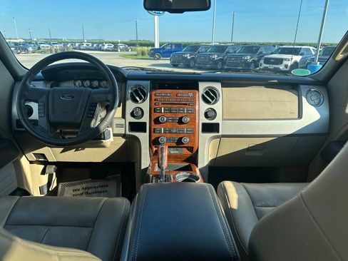 Used 2010 Ford F150 Lariat AWD/4WD image 23