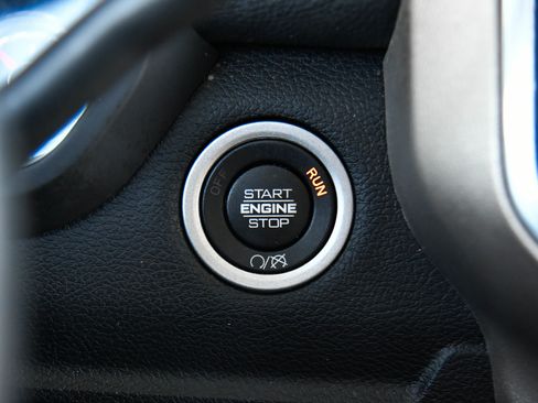 Used 2024 RAM 2500 Laramie image 38