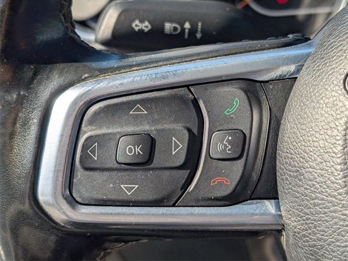 Used 2021 Jeep Wrangler Unlimited Sahara image 28