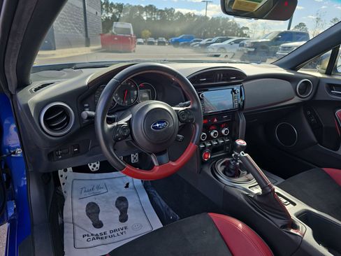 Used 2018 Subaru BRZ tS image 16