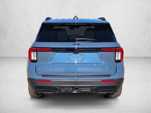 New 2026 Ford Explorer ST-Line w/ ST-Line Street Pack image 8
