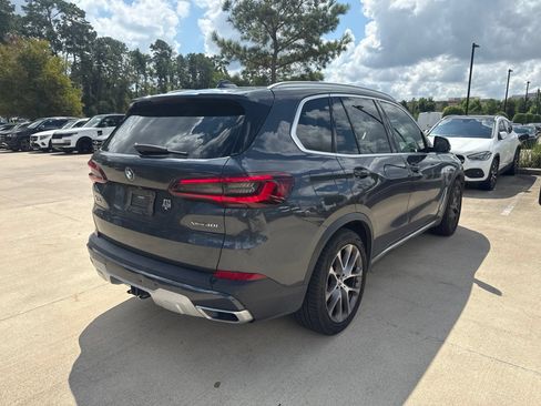 Used 2022 BMW X5 xDrive40i w/ Executive Package AWD/4WD image 4