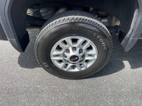 Used 2024 GMC Sierra 2500 SLE w/ SLE Value Package; AWD/4WD image 8