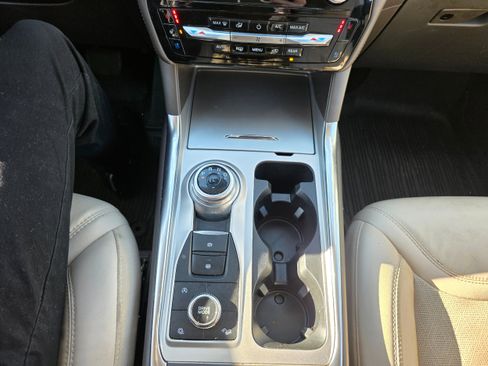 Certified 2023 Ford Explorer Platinum w/ Equipment Group 601A image 14