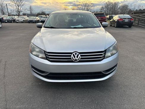 Used 2014 Volkswagen Passat 1.8T Wolfsburg Edition image 11