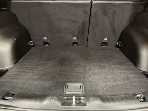 Used 2024 Jeep Compass Limited image 12