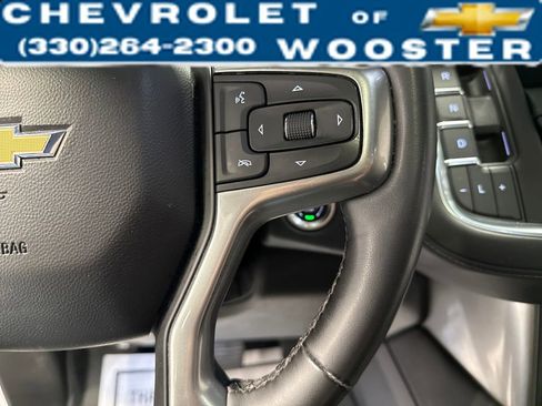 Used 2023 Chevrolet Suburban LT w/ LT Signature Package image 17