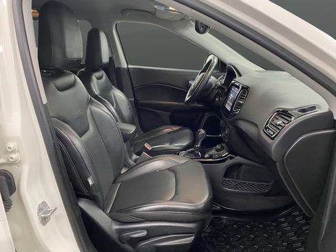 Used 2018 Jeep Compass Limited w/ Navigation Group image 31