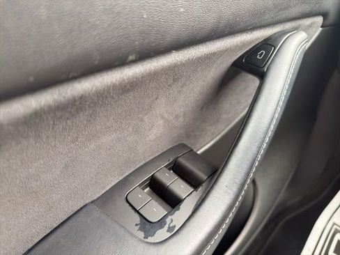 Used 2022 Tesla Model Y Performance image 20