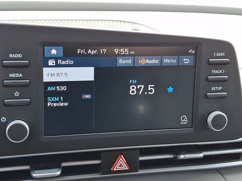 Used 2023 Hyundai Elantra SEL FWD image 17
