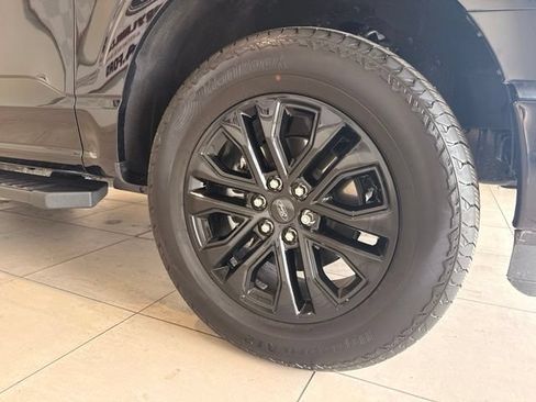 Used 2026 Ford F150 Lariat AWD/4WD image 4
