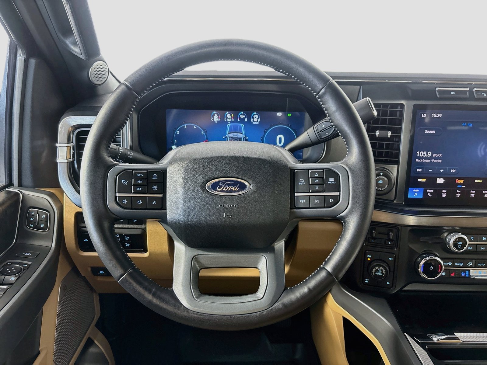 Used 2024 Ford F250 Lariat w/ Lariat Ultimate Package AWD/4WD image 11
