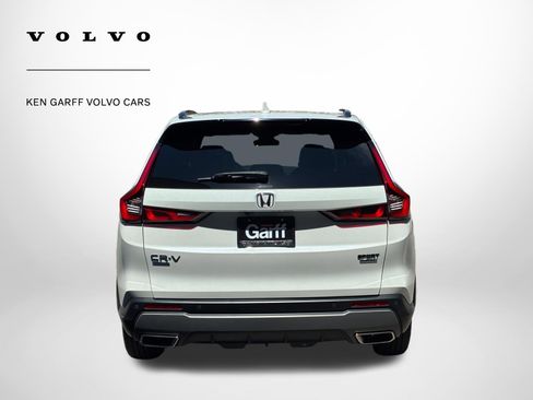 Used 2025 Honda CR-V Sport Touring image 4