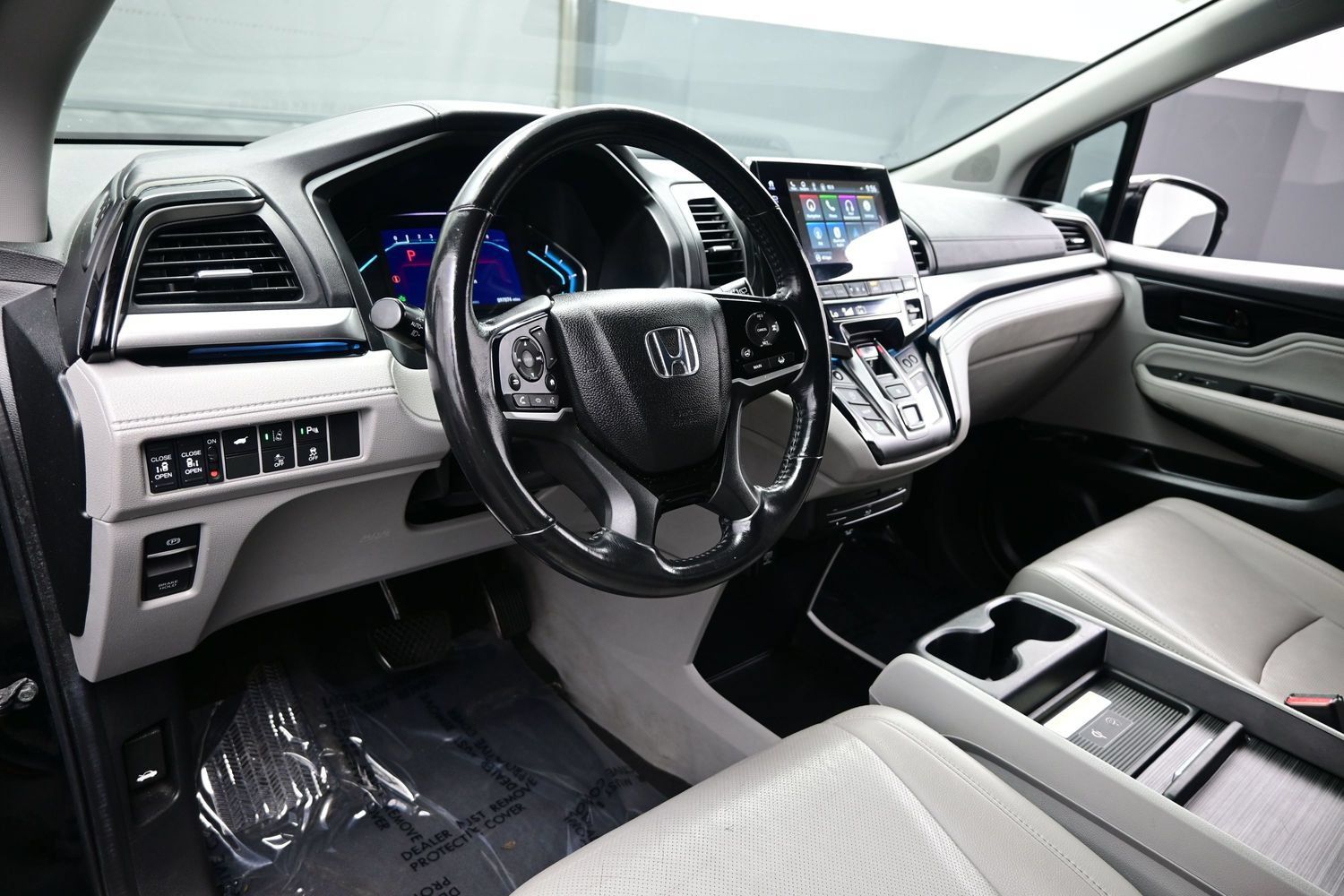 Used 2019 Honda Odyssey Elite image 16