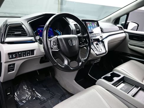 Used 2019 Honda Odyssey Elite image 16