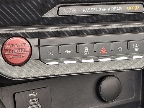 Used 2025 Ford Mustang Premium RWD image 15