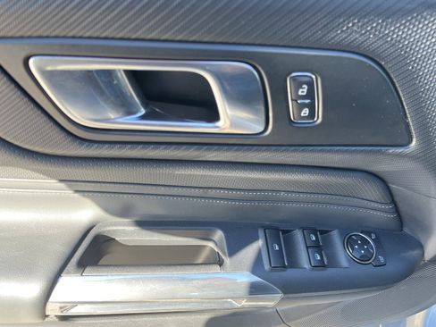 Used 2024 Ford Mustang Premium image 17