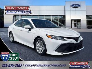 Used 2018 Toyota Camry LE w/ Convenience Package FWD video 1