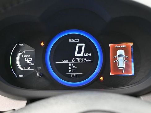 Used 2012 Toyota RAV4 EV image 26