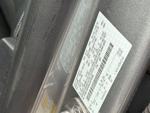 Certified 2022 Ford Escape SEL image 30