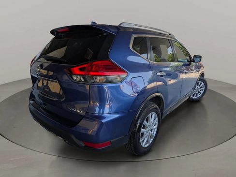 Used 2017 Nissan Rogue SV AWD/4WD image 5
