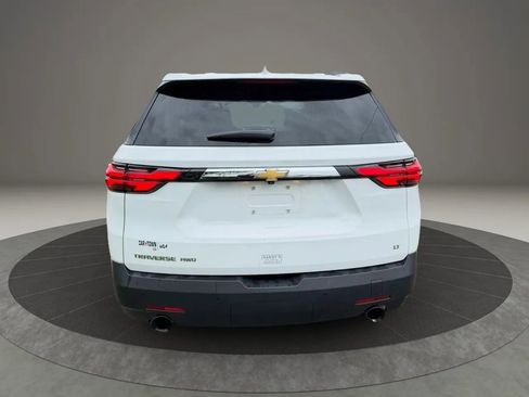Used 2022 Chevrolet Traverse LT AWD/4WD image 5