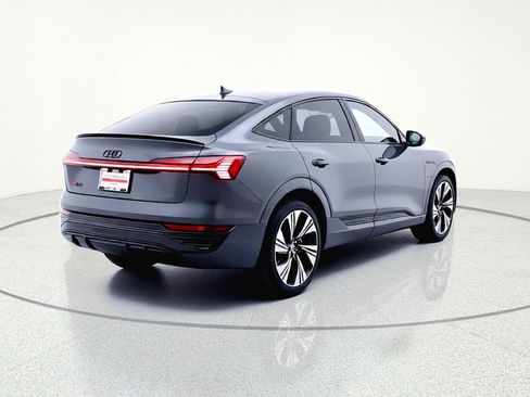 Used 2024 Audi Q8 e-tron Prestige w/ Prestige Package image 16