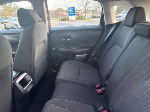 Certified 2024 Honda HR-V LX image 17