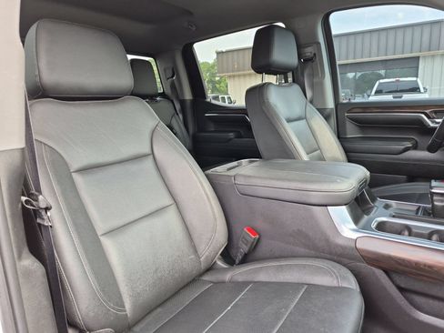 Used 2024 GMC Sierra 1500 SLT w/ SLT Premium Plus Package AWD/4WD image 30