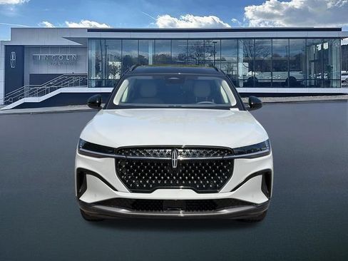 New 2026 Lincoln Nautilus Reserve w/ Jet Appearance Package AWD/4WD image 2