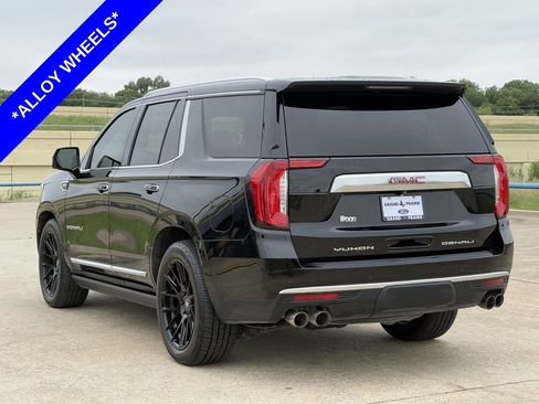 Used 2022 GMC Yukon Denali w/ Max Trailering Package AWD/4WD image 6