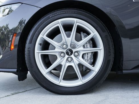 Used 2024 Ford Mustang GT Premium image 14