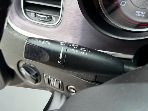 Used 2015 Dodge Charger SE RWD image 38