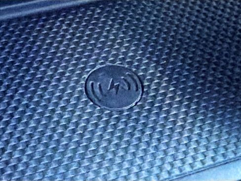 Used 2024 Land Rover Range Rover Sport SE image 31