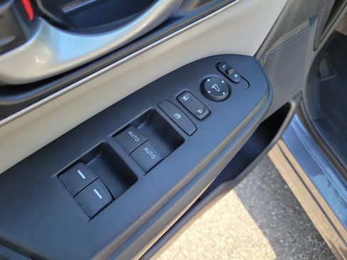 Used 2022 Honda CR-V EX-L image 22