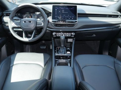 New 2025 Jeep Compass Limited w/ Sun & Sound Group image 7