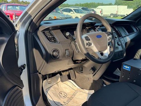 Used 2015 Ford Taurus Police Interceptor AWD image 27