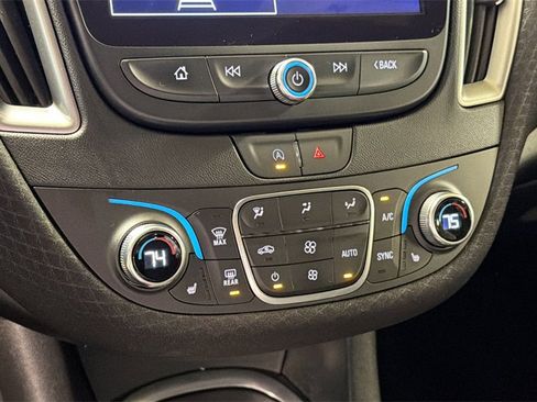 Used 2025 Chevrolet Malibu LT image 26