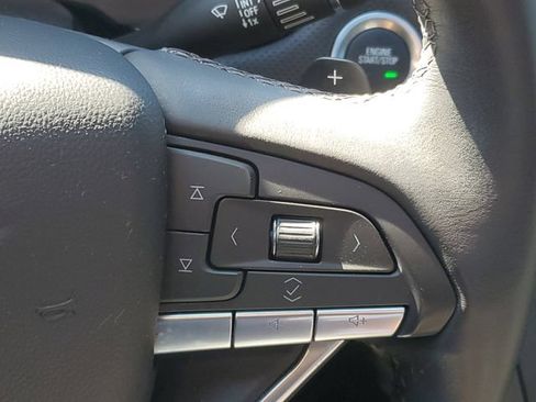 Certified 2024 Cadillac XT6 Luxury w/ LPO, Floor Liner Package AWD/4WD image 18