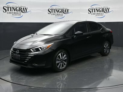 Used 2024 Nissan Versa SV w/ Trunk Package