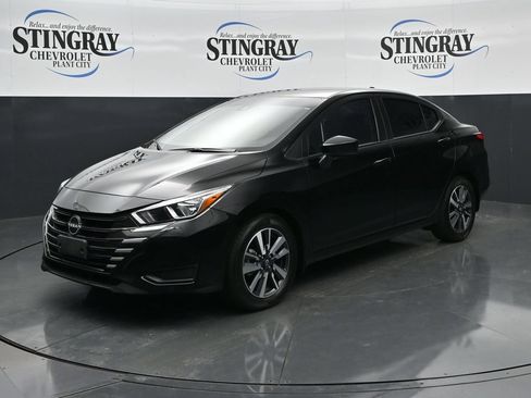 Used 2024 Nissan Versa SV w/ Trunk Package FWD image 3