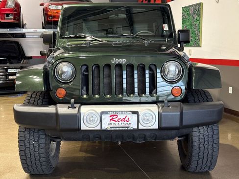 Used 2010 Jeep Wrangler Unlimited Sahara image 43