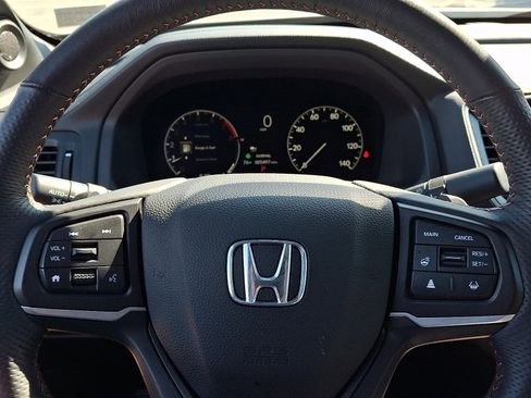 Used 2025 Honda Ridgeline TrailSport image 19