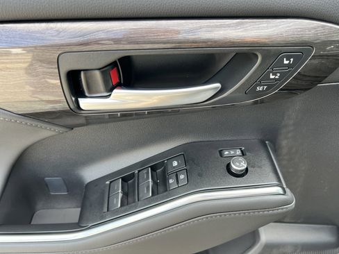 New 2026 Toyota Highlander Limited AWD/4WD image 12