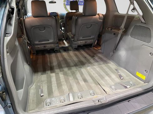 Used 2009 Toyota Sienna FWD image 24
