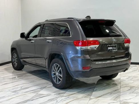 Used 2017 Jeep Grand Cherokee Limited w/ Luxury Group II RWD image 8