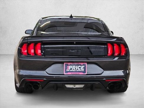 Used 2022 Ford Mustang GT Premium w/ Black Accent Package RWD image 5