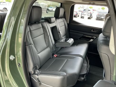 Used 2022 Toyota Tundra Limited w/ TRD Off-Road Package AWD/4WD image 18