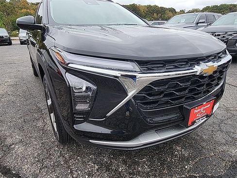 New 2026 Chevrolet Trax LT w/ Driver Confidence Package image 11