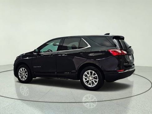 Used 2020 Chevrolet Equinox LT w/ LPO, Floor Liner Package FWD image 4